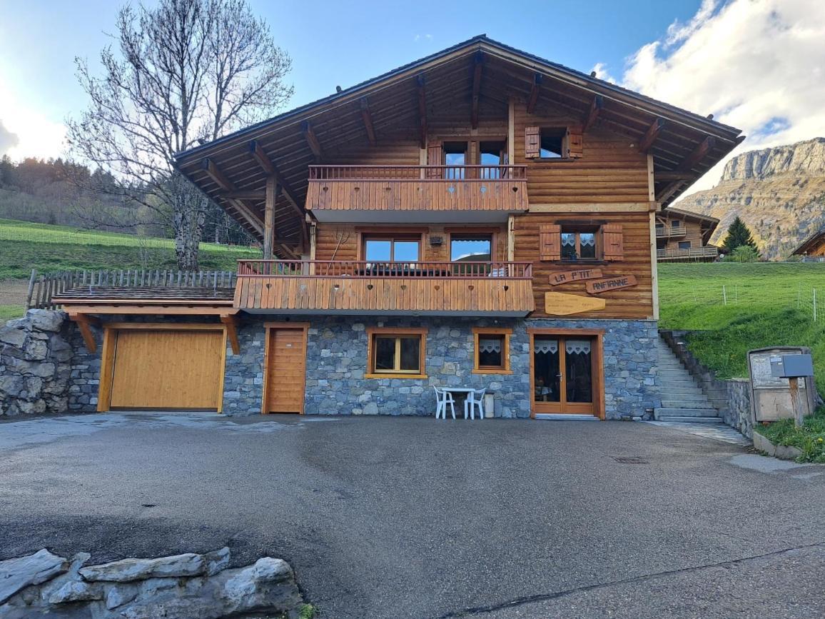 Appartement Cosy Face Aux Aravis Le Grand-Bornand Dış mekan fotoğraf